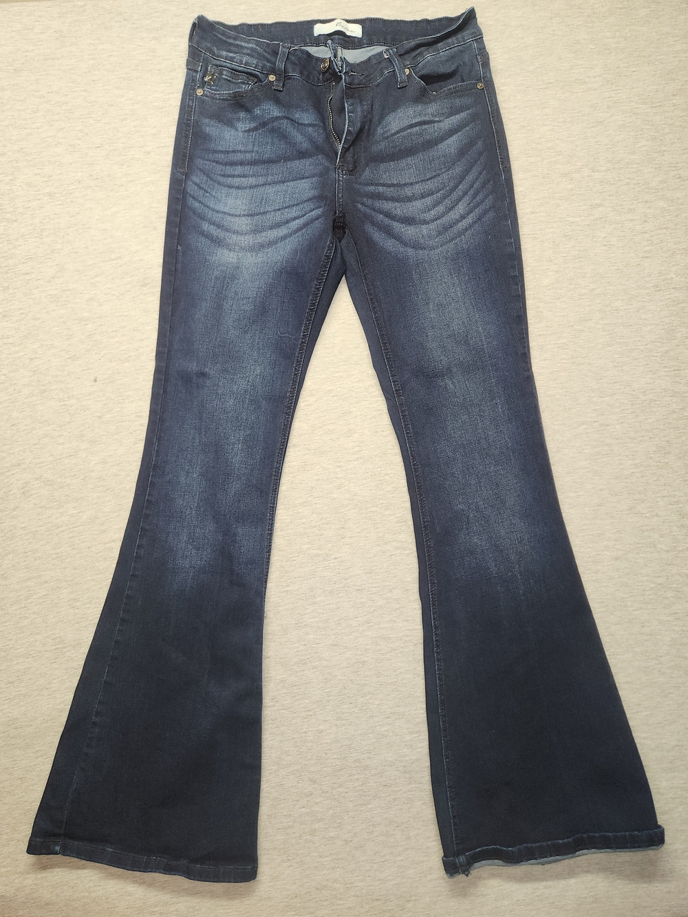 Kancan Cassic Dark Wash Flared Women’s Jeans